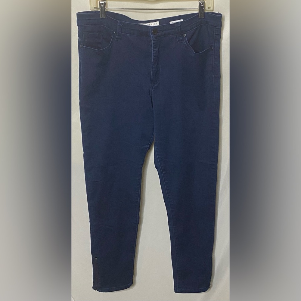 Anne Klein Jeans with Zippers
